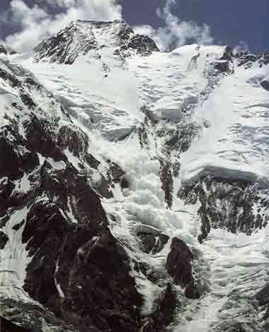 
A huge ice avalanche come down from the middle of the almost 4400m high Nanga Parbat Diamir Face - All Fourteen 8000ers (Reinhold Messner) book
